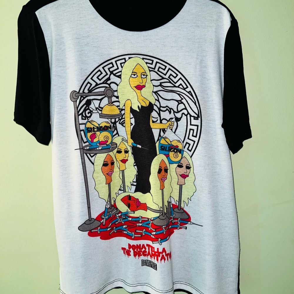 White and black DXMEPIECE Donatella Versace t-shirt